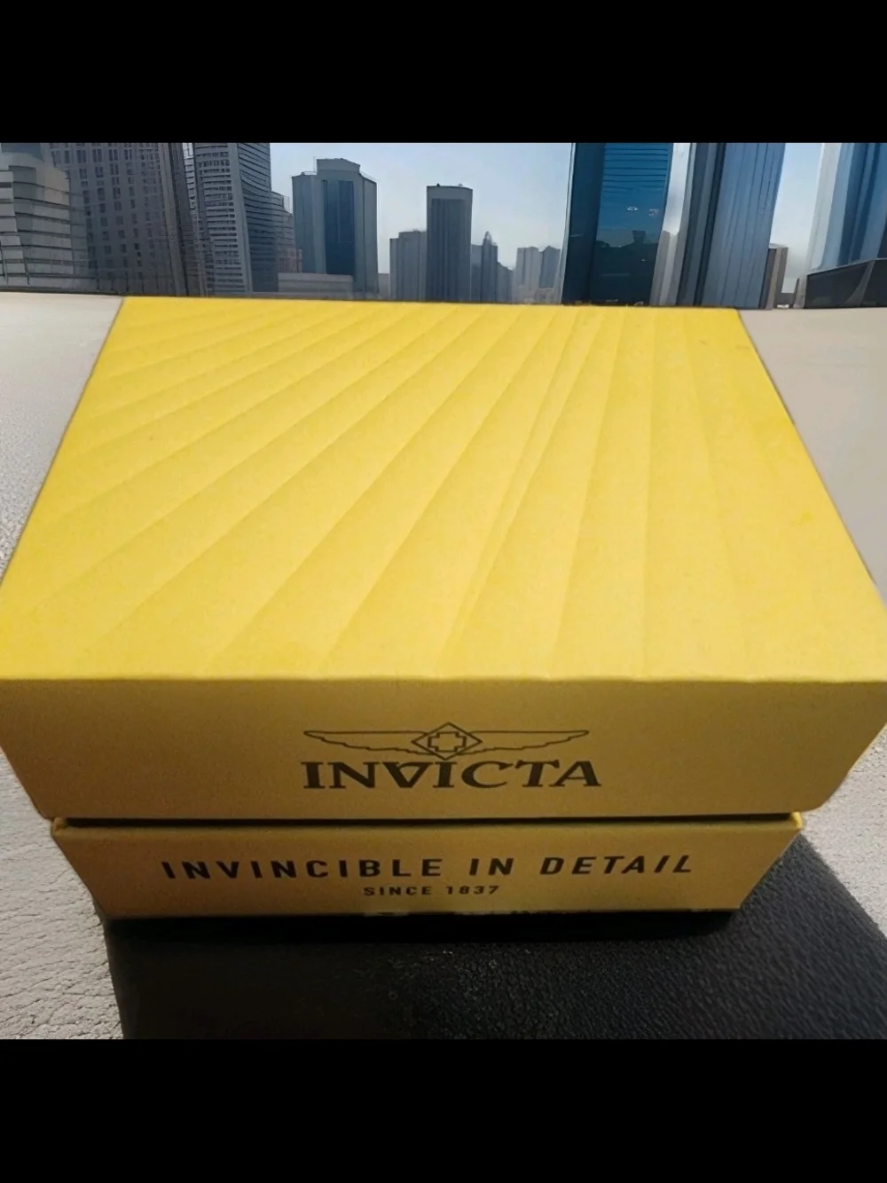 Invicta Pro Diver Spiderman Colors Quartz Diver Watch  Bracelet w/ Box 43mm